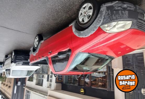 Camionetas - Fiat Strada Working 2013 GNC 145000Km - En Venta