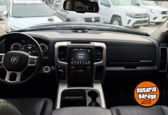 Camionetas - RAM 1500 LARAMIE 5.7 V8 2022 Diesel 42000Km - En Venta