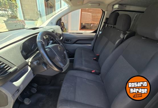 Utilitarios - Citroen Jumpy 2023 Diesel 96000Km - En Venta