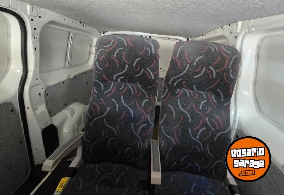 Utilitarios - Citroen Jumpy 2023 Diesel 96000Km - En Venta