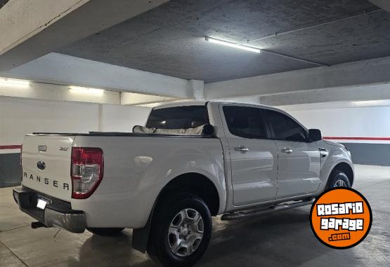 Camionetas - Ford Ranger Xlt 2017 Diesel 159500Km - En Venta