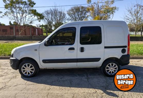 Utilitarios - Renault KANGOO CONFORT 1.6 5A 2017 GNC 119000Km - En Venta