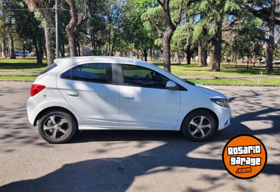 Autos - Chevrolet ONIX LTZ 2017 Nafta 128000Km - En Venta