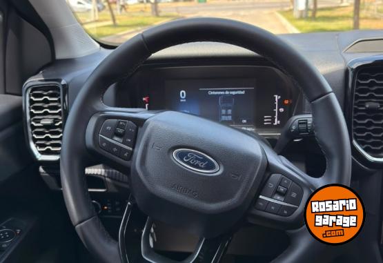 Camionetas - Ford Ranger 2024 Diesel 9700Km - En Venta