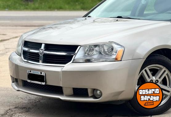 Autos - Dodge Avenger 2008 Nafta 105630Km - En Venta