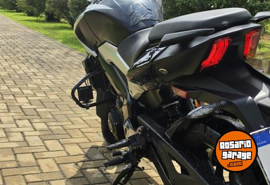 Motos - Bajaj Dominar 250 2023 Nafta 24340Km - En Venta