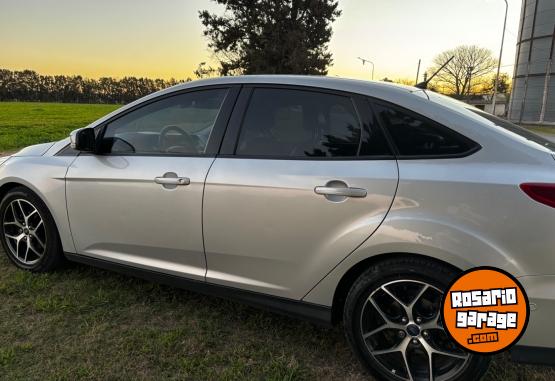 Autos - Ford Focus 2017 Nafta 190000Km - En Venta