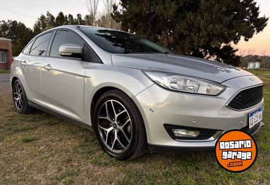 Autos - Ford Focus 2017 Nafta 190000Km - En Venta
