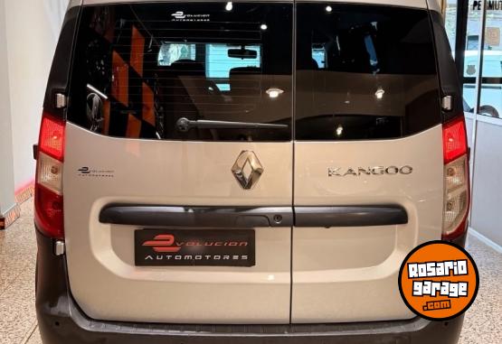 Utilitarios - Renault KAGOO II STEPWAY 2023 GNC 95000Km - En Venta
