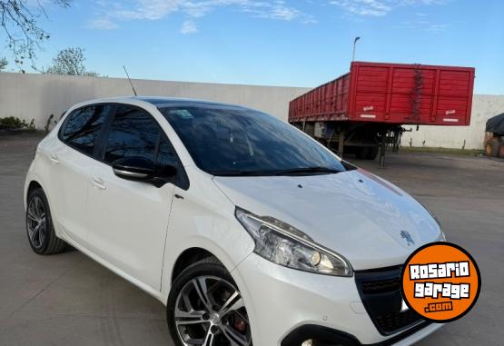 Autos - Peugeot 208 gt 2017 Nafta 99000Km - En Venta
