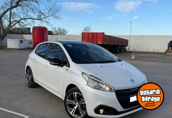 Autos - Peugeot 208 gt 2017 Nafta 99000Km - En Venta