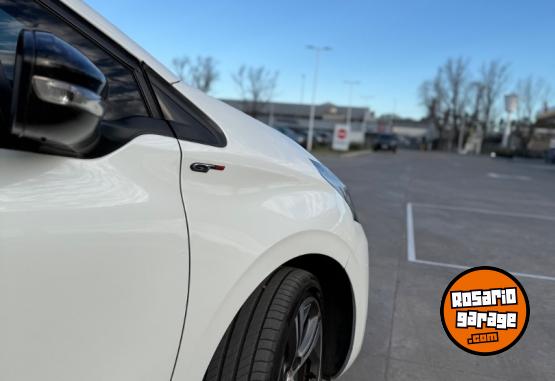 Autos - Peugeot 208 gt 2017 Nafta 99000Km - En Venta