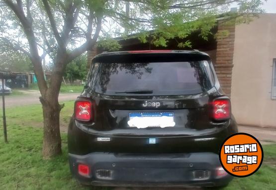 Camionetas - Jeep Renegade sport 2017 Nafta 122000Km - En Venta
