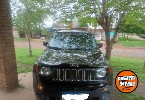 Camionetas - Jeep Renegade sport 2017 Nafta 122000Km - En Venta