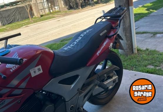 Motos - Honda twister 2012 Nafta 56000Km - En Venta