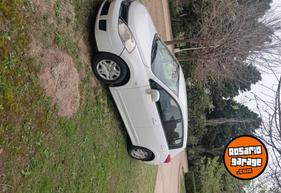 Autos - Nissan Tida 2011 2011 Nafta 203000Km - En Venta