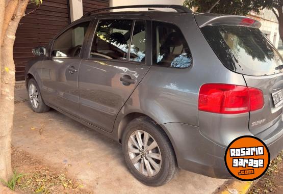 Autos - Volkswagen SURAN 1.6L Sedán 2012 Nafta 189590Km - En Venta