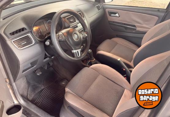 Autos - Volkswagen SURAN 1.6L Sedán 2012 Nafta 189590Km - En Venta