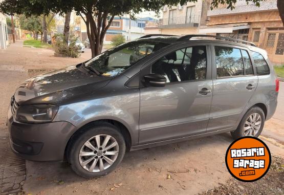 Autos - Volkswagen SURAN 1.6L Sedán 2012 Nafta 189590Km - En Venta