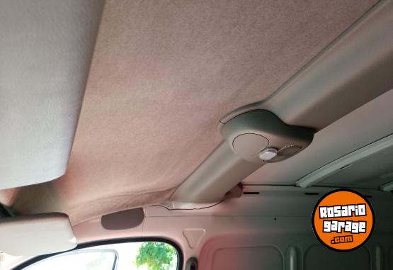Utilitarios - Renault Kangoo 2009 Diesel 140000Km - En Venta