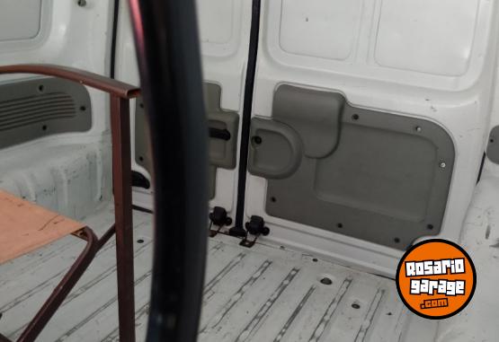 Utilitarios - Renault Kangoo 2009 Diesel 140000Km - En Venta