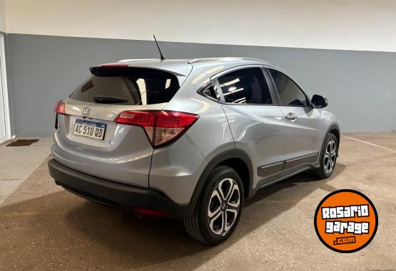 Autos - Honda HRV EX 1.8 2018 Nafta 120000Km - En Venta