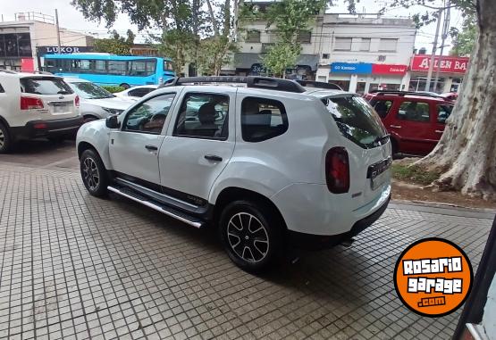 Autos - Renault Duster 2017 GNC 150000Km - En Venta