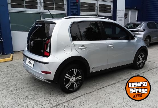 Autos - Volkswagen Up! 1.0 Cross TSI 5P L19 2020 Nafta 109801Km - En Venta