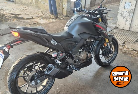 Motos - Honda Cb 300 2023 Nafta 4200Km - En Venta