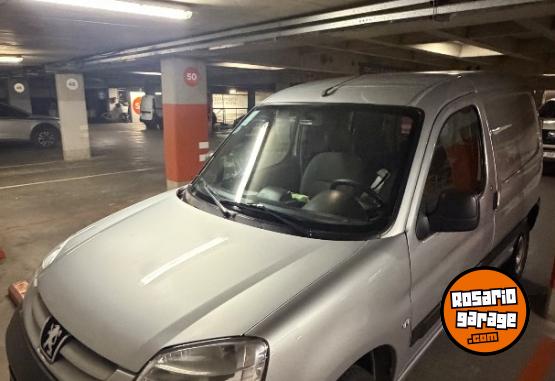 Utilitarios - Peugeot partner furgon 2022 GNC 850000Km - En Venta