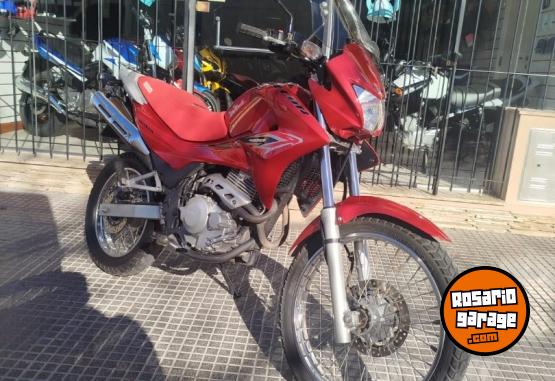 Motos - Honda Falcon 400 2015 Nafta 17529Km - En Venta