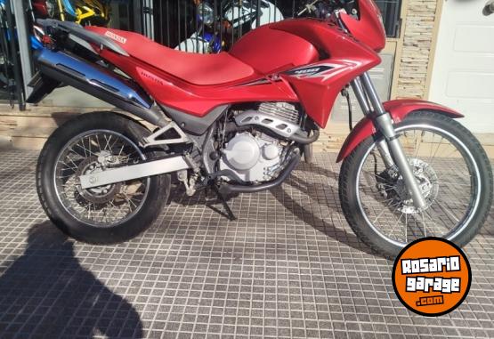 Motos - Honda Falcon 400 2015 Nafta 17529Km - En Venta