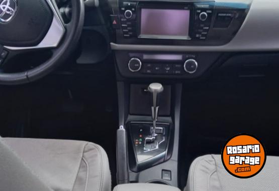 Autos - Toyota Corolla xei pack cvt 2015 Nafta 156000Km - En Venta