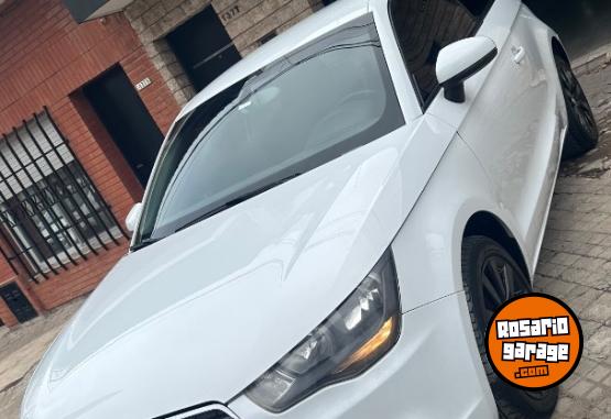 Autos - Audi A1 ambition 2013 Nafta 180000Km - En Venta