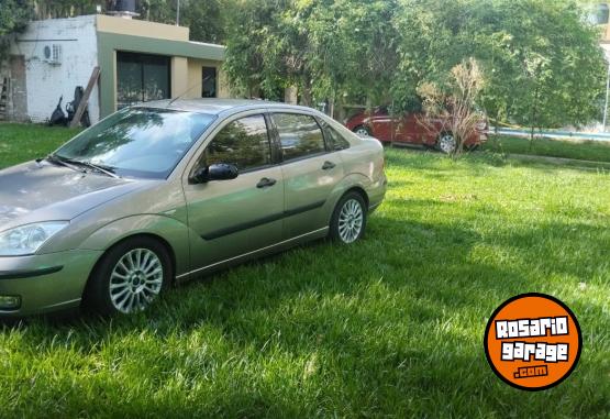 Autos - Ford Focus 2005 GNC 190000Km - En Venta