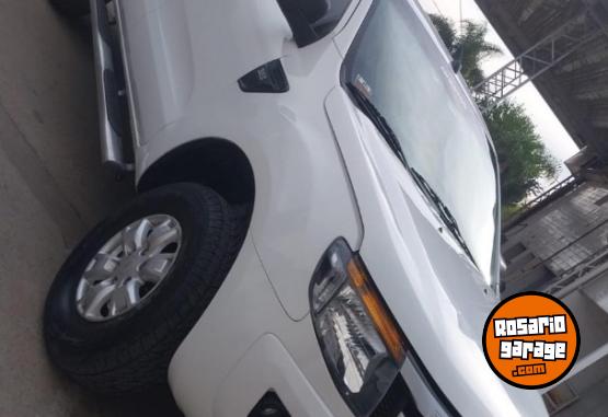 Autos - Ford Ranger XLS 2015 Diesel 127000Km - En Venta