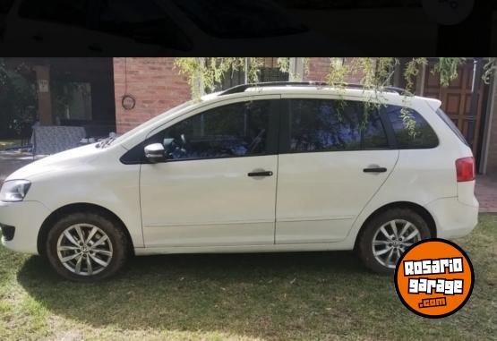 Autos - Volkswagen SURAN 2013 GNC 198987Km - En Venta