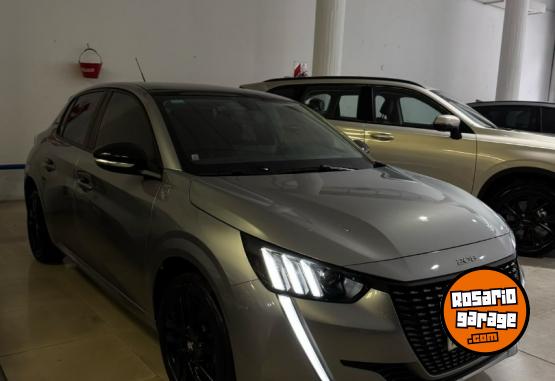 Autos - Peugeot 208 2023 Nafta 30000Km - En Venta