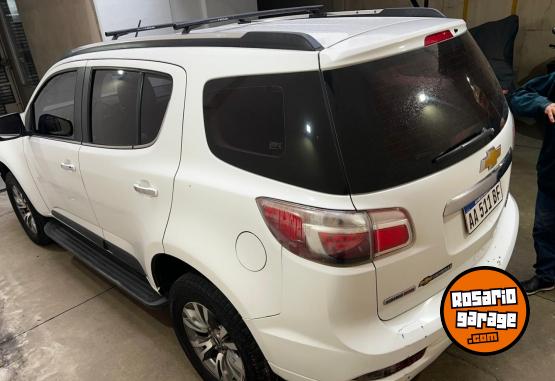 Camionetas - Chevrolet 2016 Trailblazer 2.8 LTZ 2016 Diesel 156000Km - En Venta