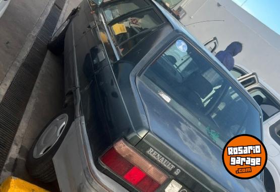 Autos - Renault 9 1995 GNC 111111Km - En Venta