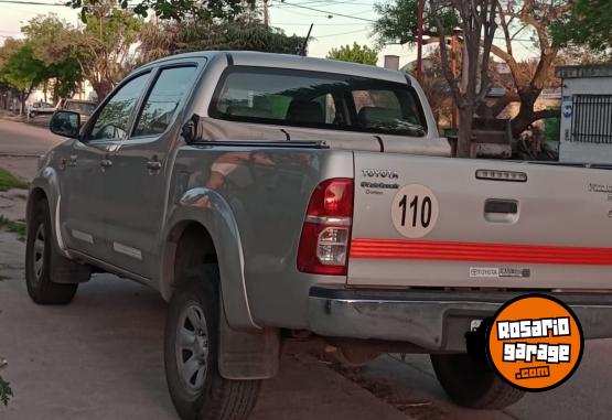 Camionetas - Toyota Hilux 2014 Diesel 228000Km - En Venta