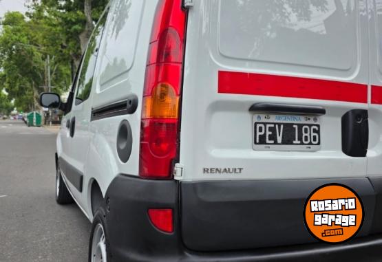Utilitarios - Renault Kangoo 2015 Nafta 115000Km - En Venta