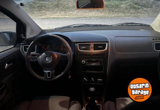 Autos - Volkswagen Suran 2012 GNC 111111Km - En Venta