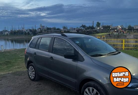 Autos - Volkswagen Suran 2012 GNC 111111Km - En Venta