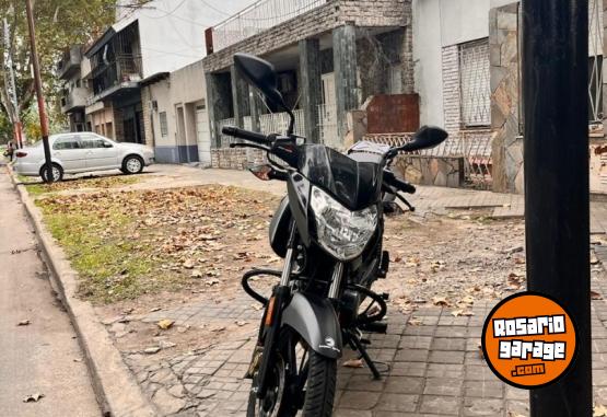 Motos - Bajaj Rouser 200 2025 Nafta 7000Km - En Venta