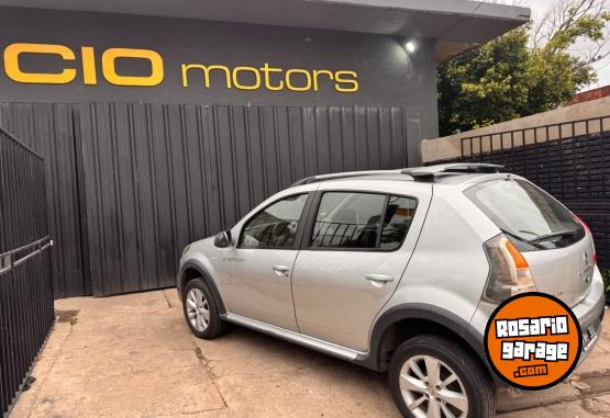 Autos - Renault sandero 2012 Nafta 145000Km - En Venta
