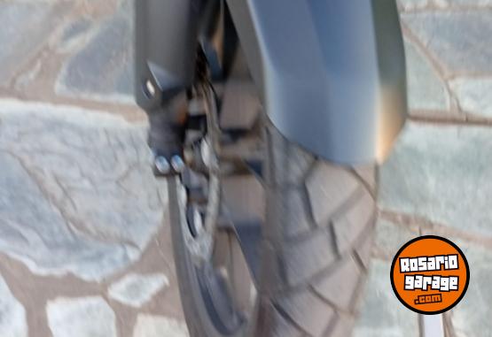 Motos - Honda NX 500 2025 Nafta 9000Km - En Venta