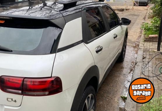 Autos - Citroen C4 CACTUS SHINE 2018 Nafta 90000Km - En Venta