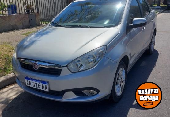 Autos - Fiat Grand siena 1.4 attractiv 2017 Nafta 140000Km - En Venta