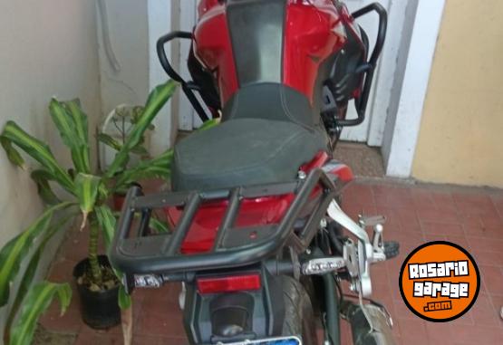 Motos - Benelli TRK 251 2021 Nafta 18000Km - En Venta